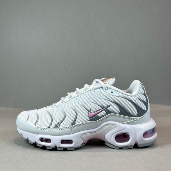 Nike Air Max Plus TN “White Grey Pink”