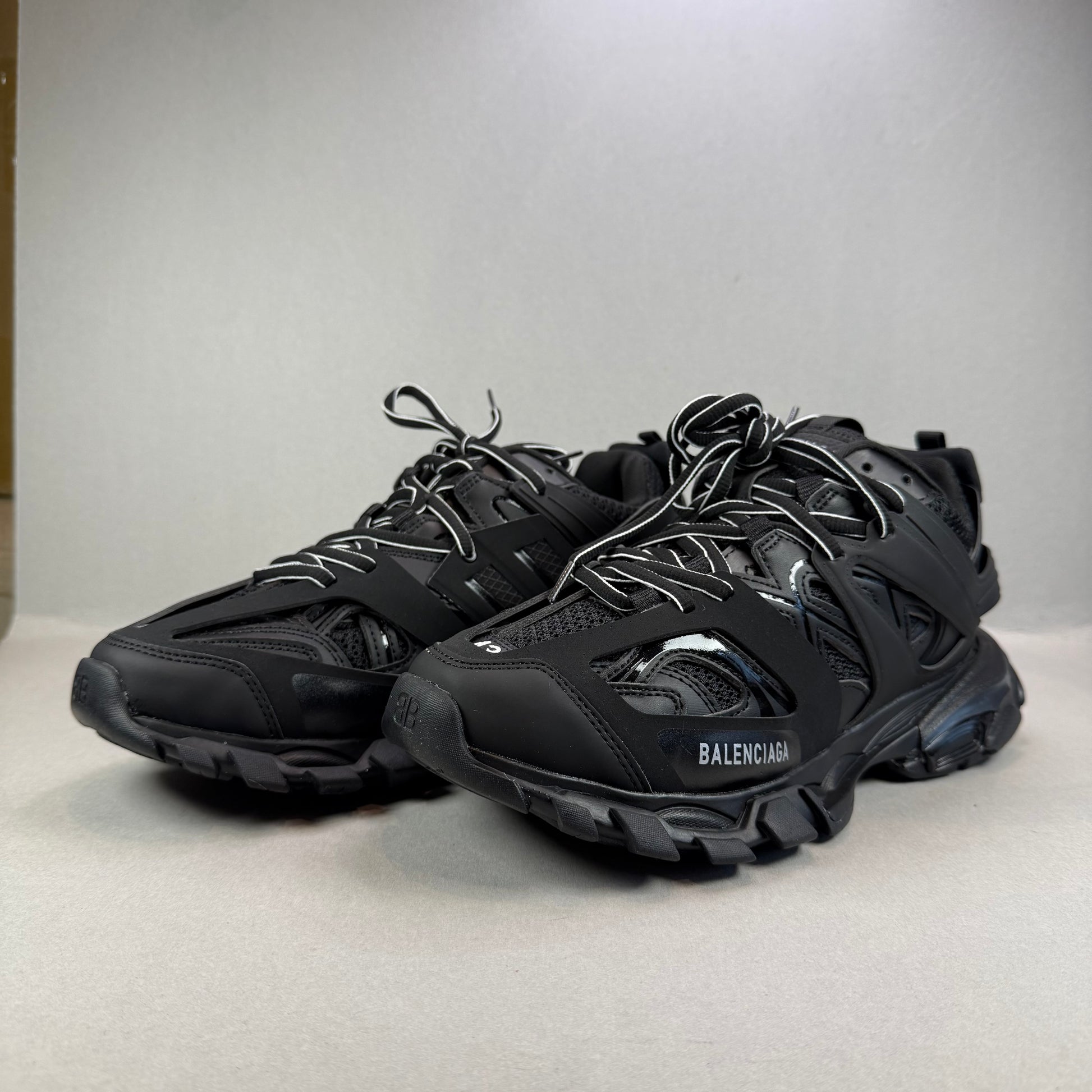 Balenciaga Track "Black"