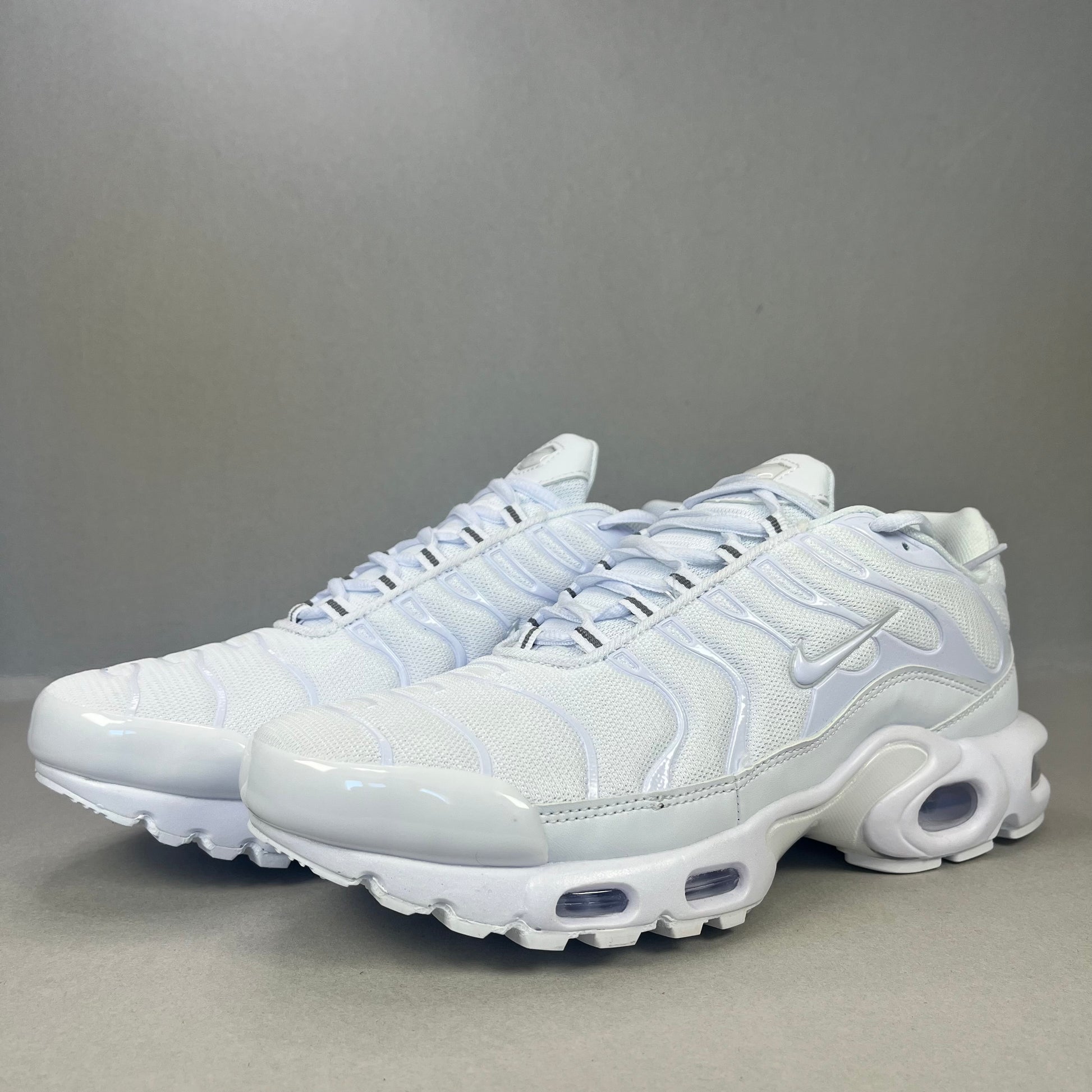 Nike Air Max Plus TN “Triple White”