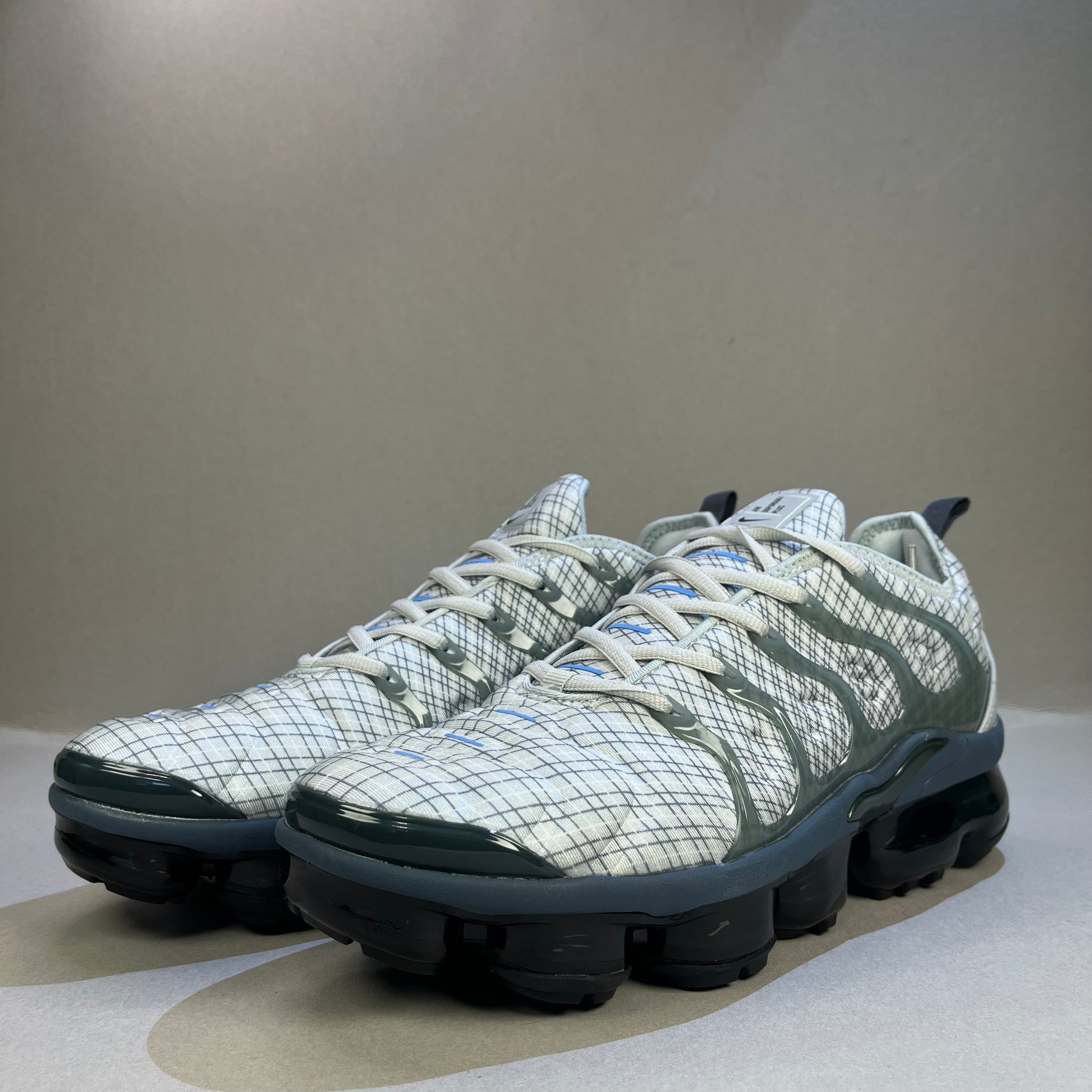 Nike Vapormax Plus “Grey”
