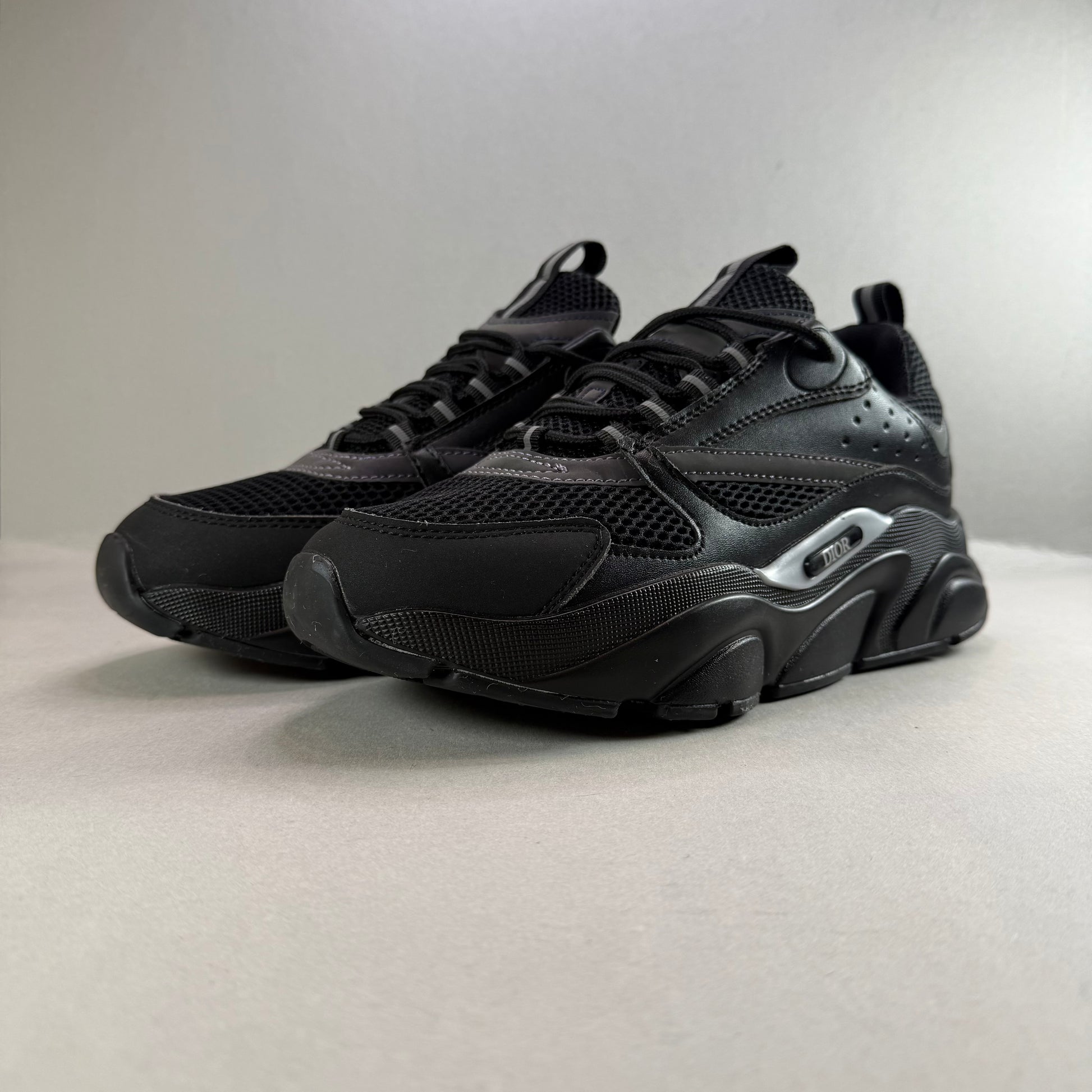 Dior B22 "Black Reflective"