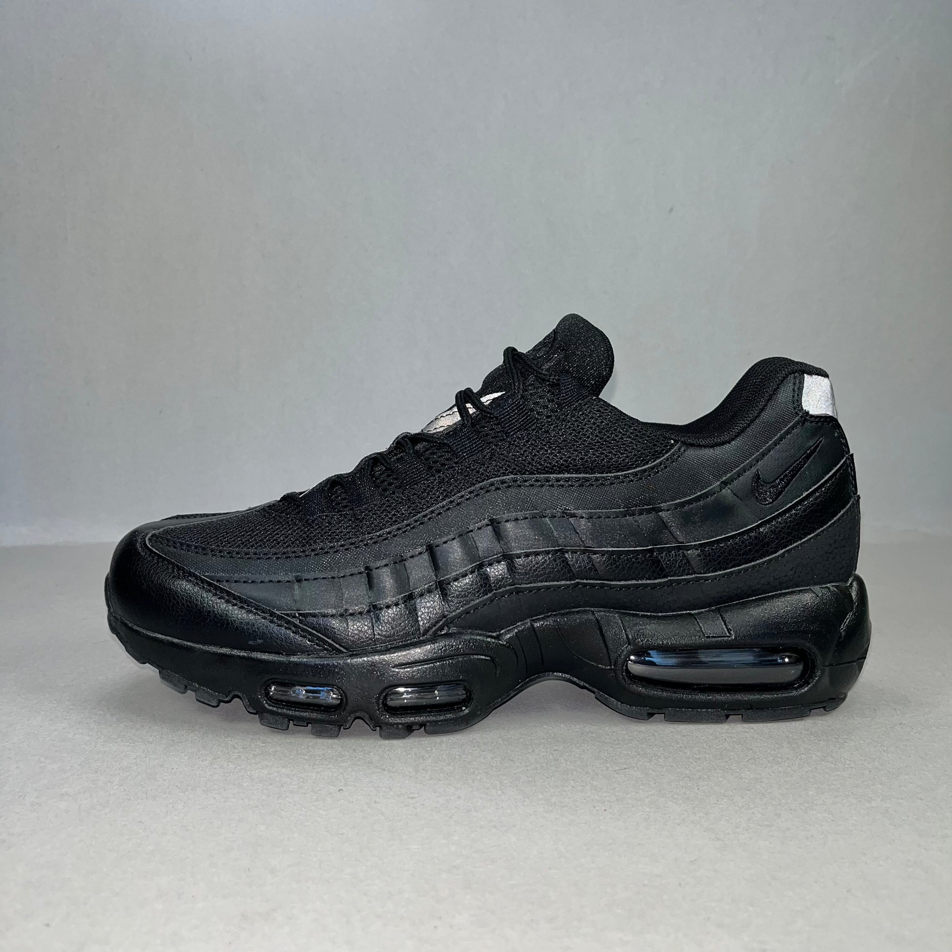 Nike Air Max 95 “Triple Black”