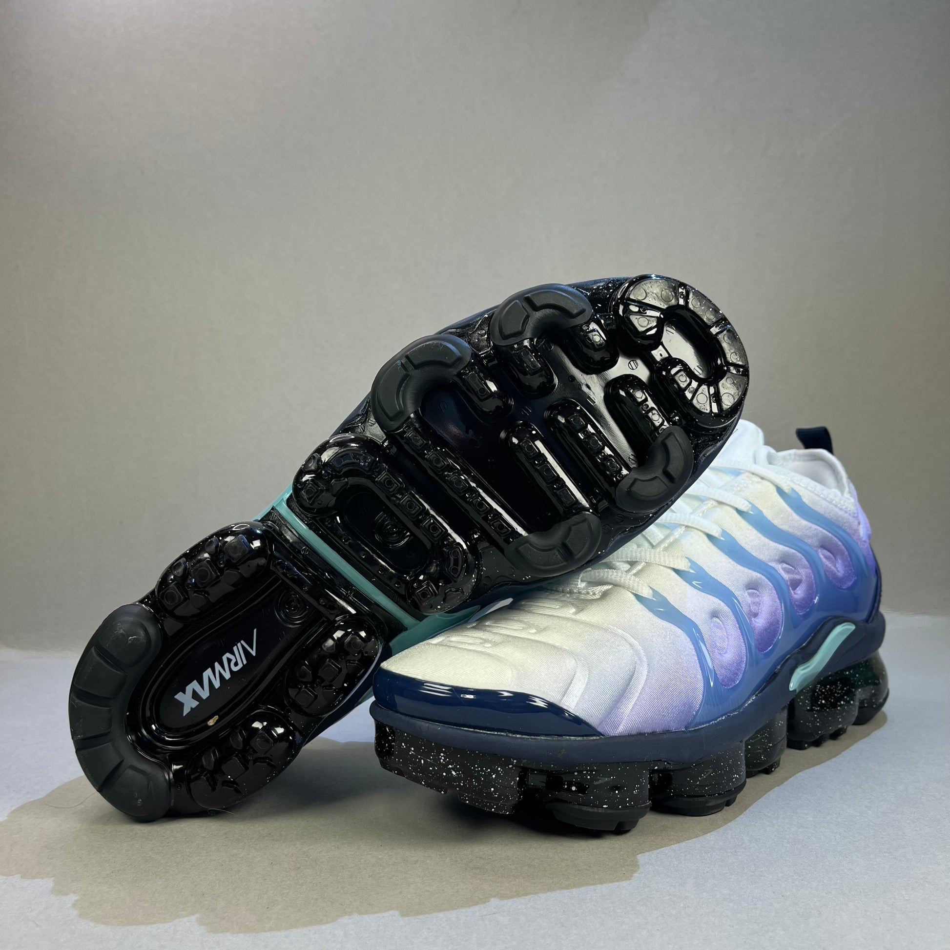 Nike Vapormax Plus “Blizzard”