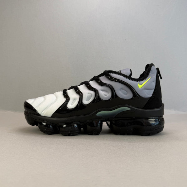 Nike Air Vapormax Plus "Neon"