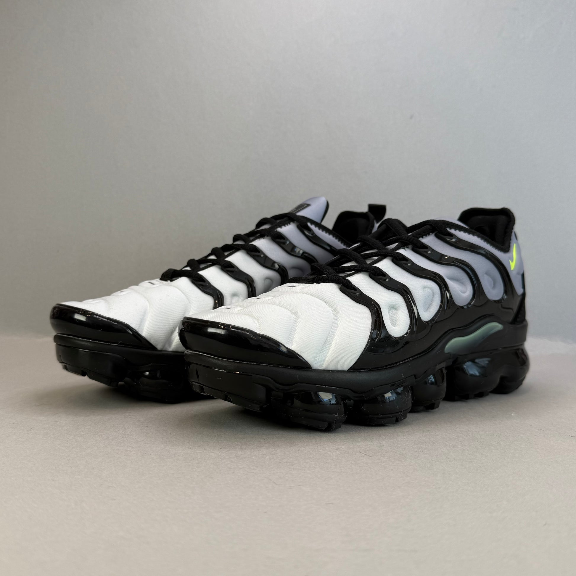 Nike Air Vapormax Plus "Neon"