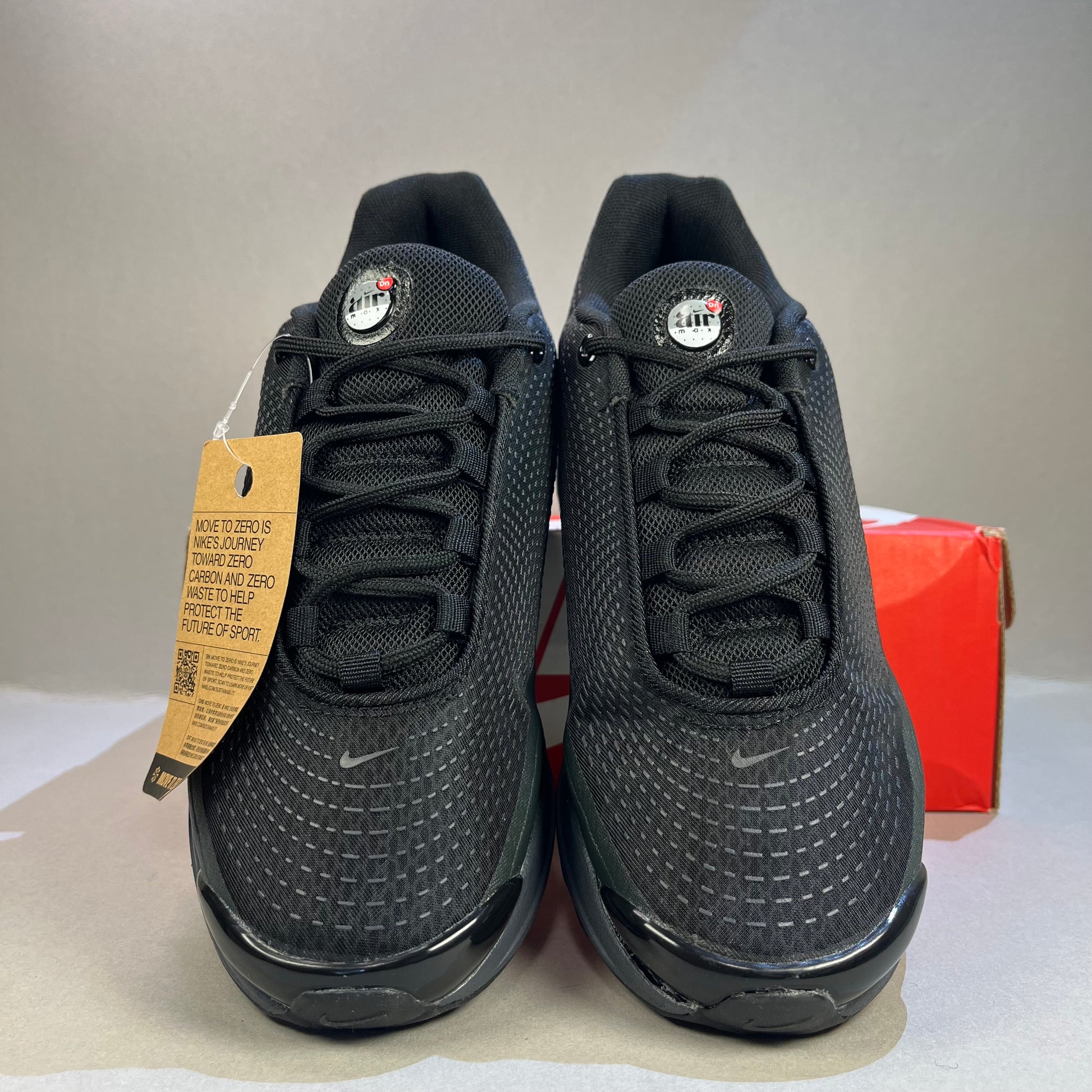 Nike Air Max DN “Triple Black”