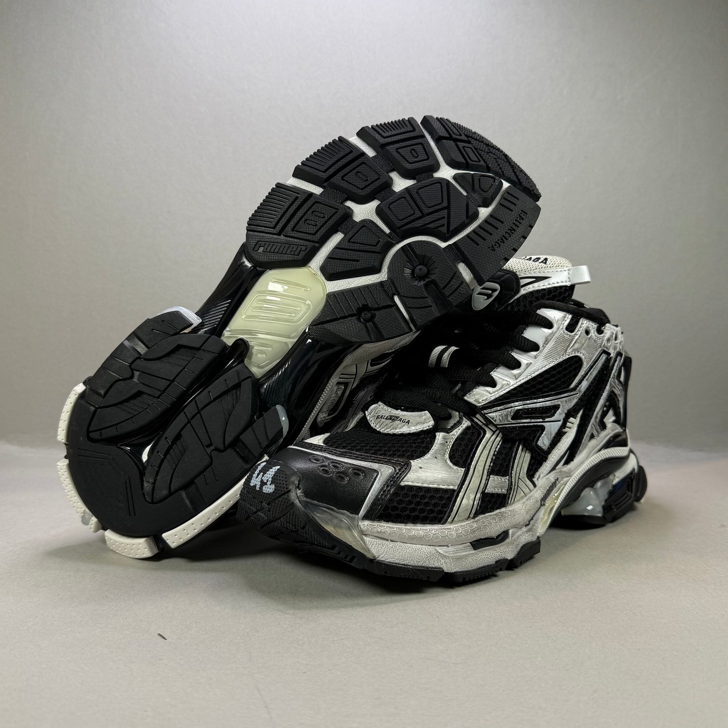 Balenciaga Runners "Black And White"