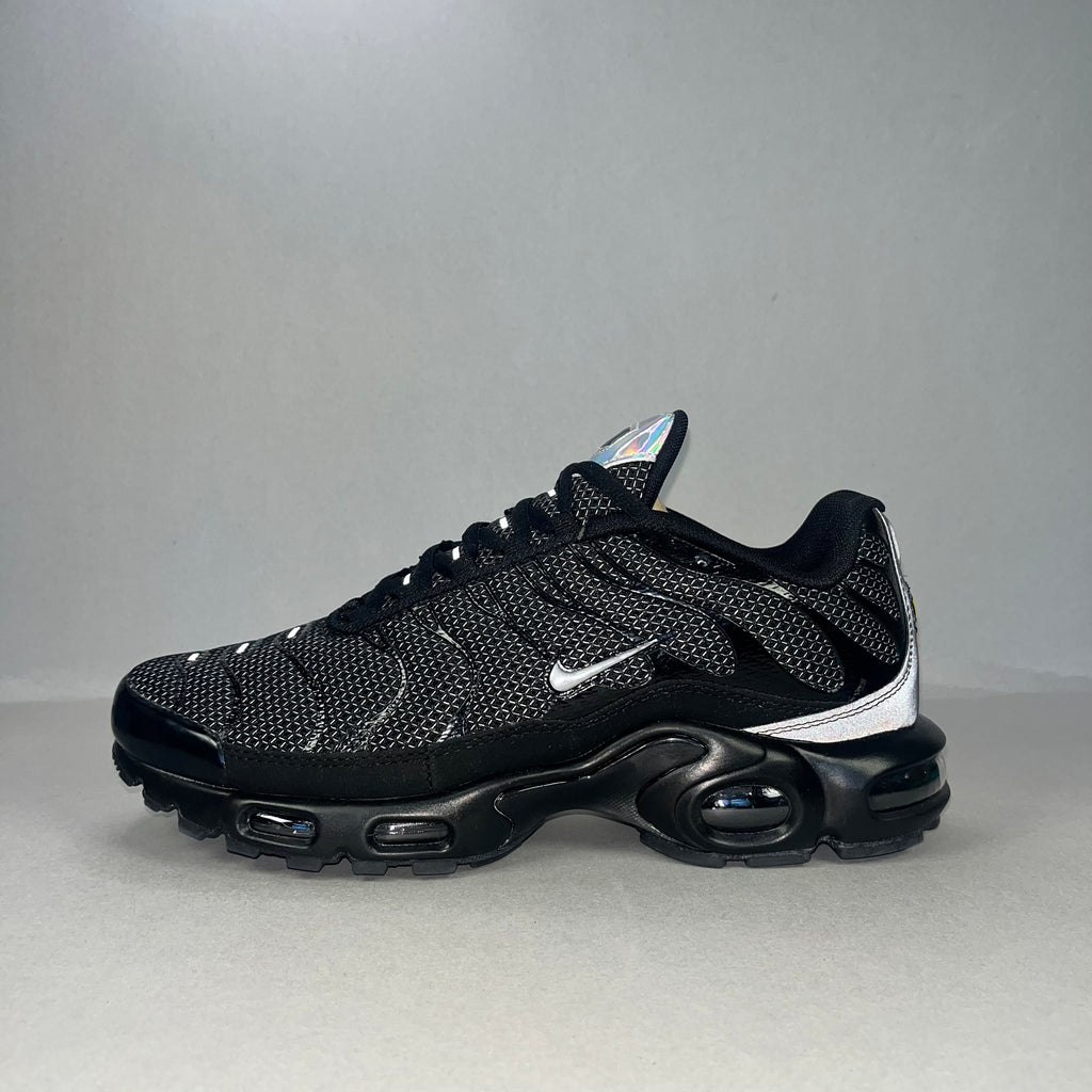 Nike Air Max Plus TN “Black Metallic Silver”