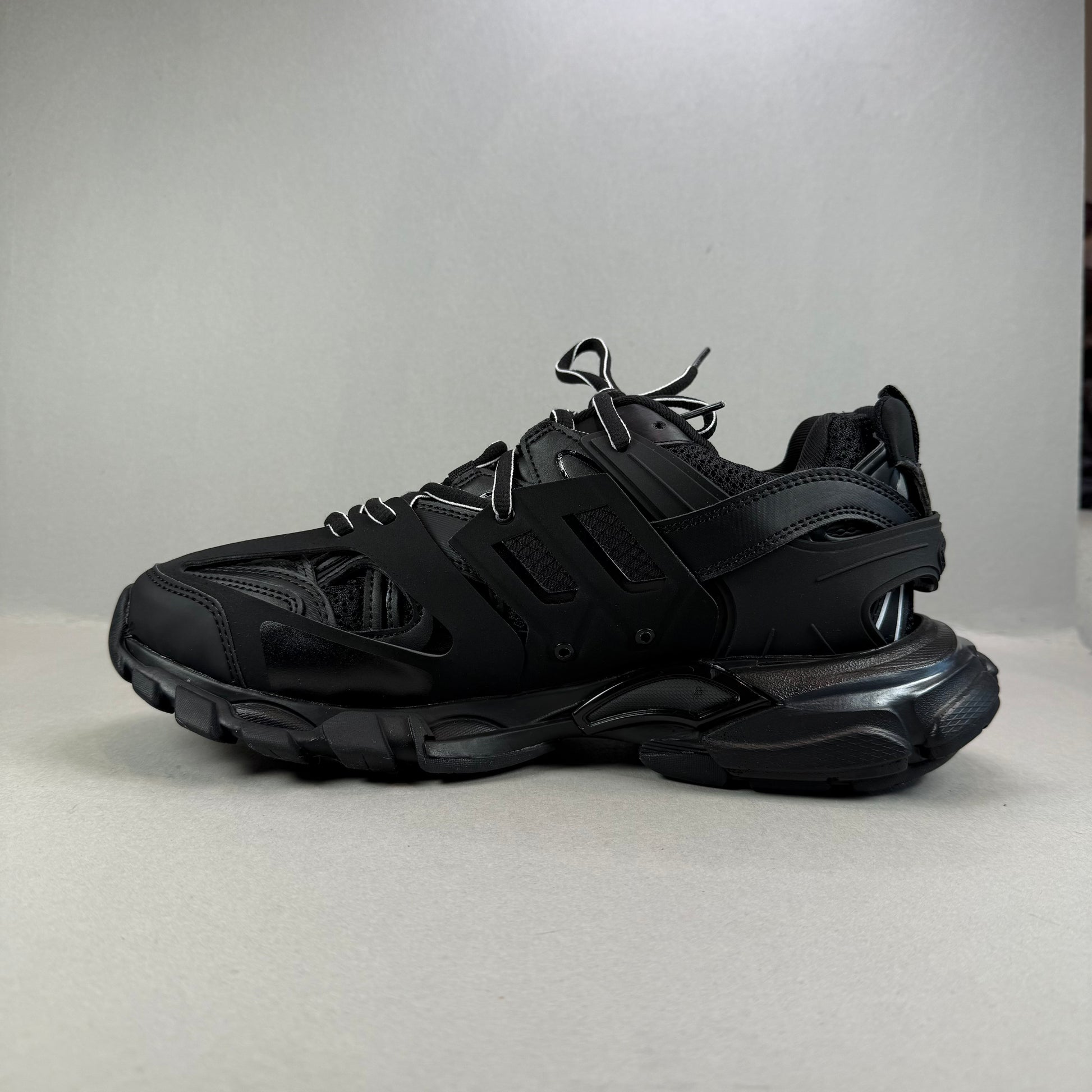 Balenciaga Track "Black"