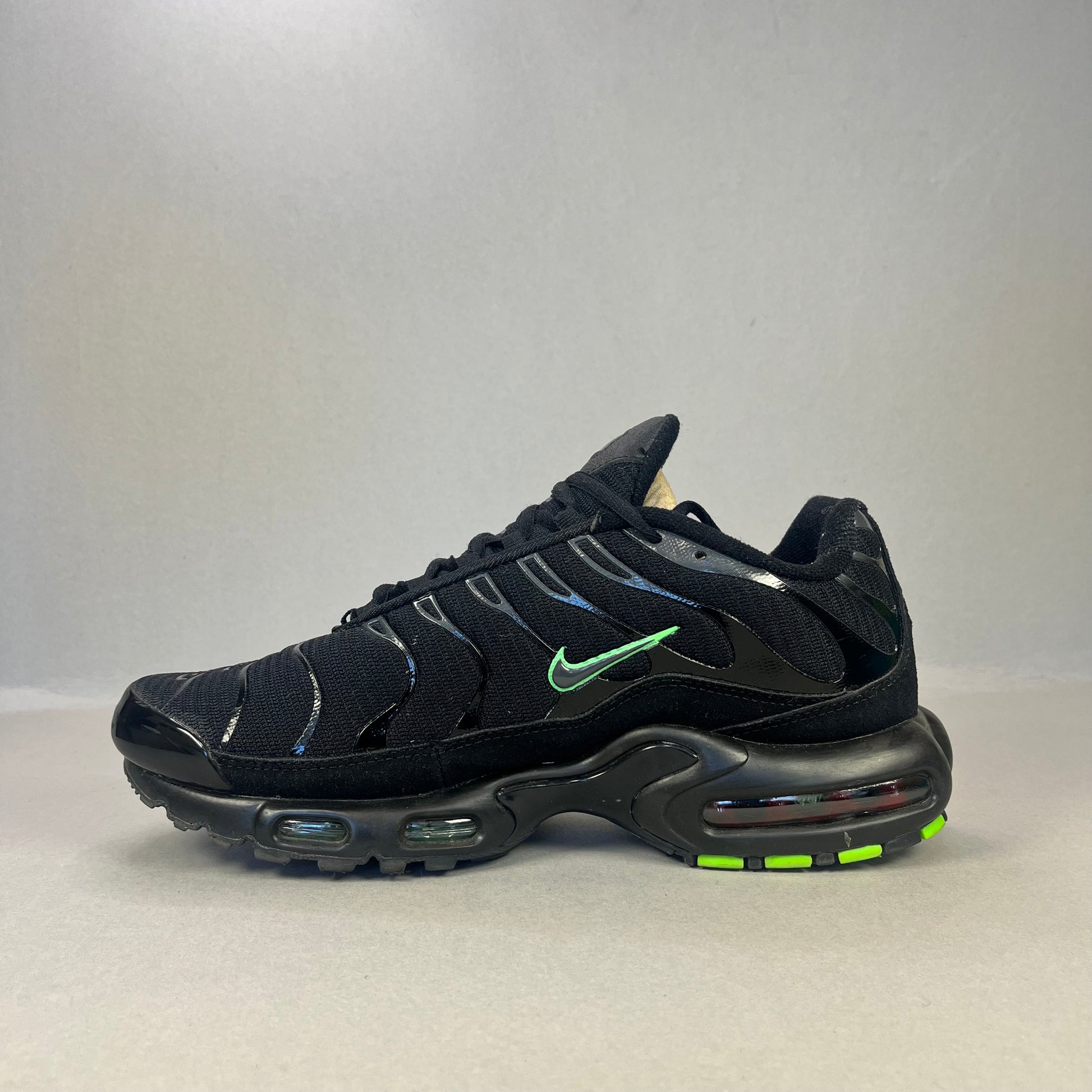Nike Air Max Plus TN “Black And Green”