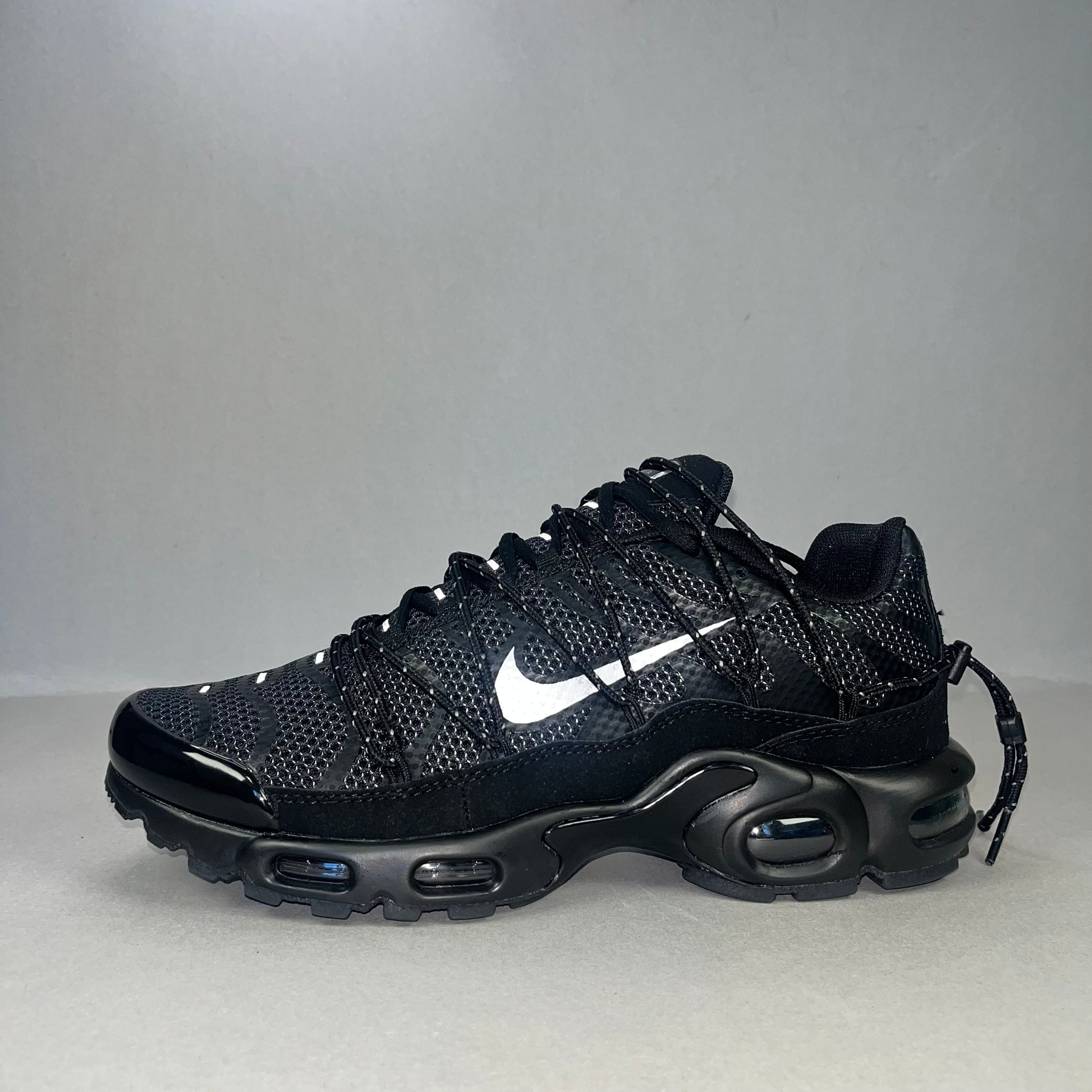 Nike Air Max Plus TN “Utility Black”