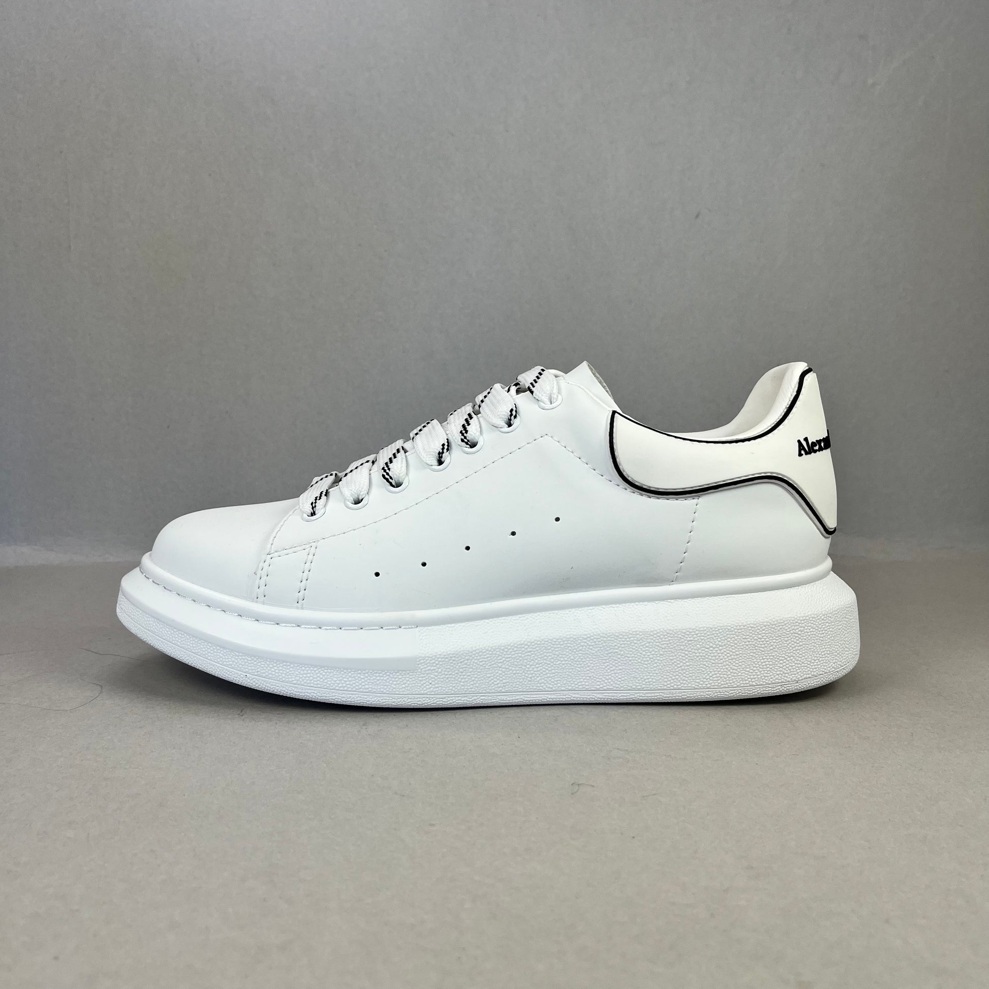 Alexander McQueen Oversized Sneaker “New Tech Calf - White Black”