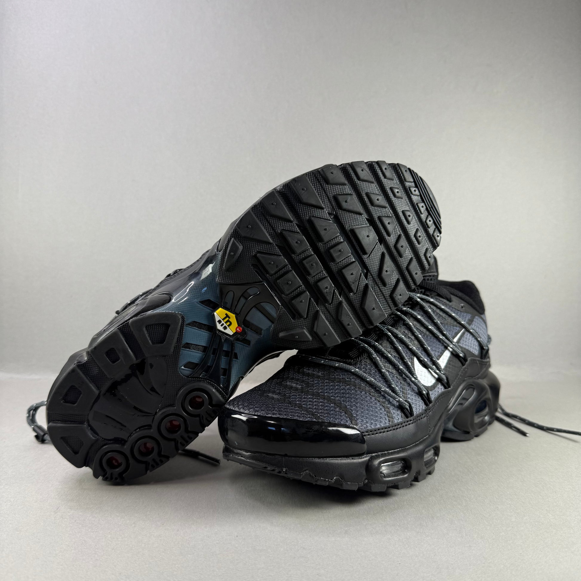 Nike Air Max Plus TN "Utility Black Grey"