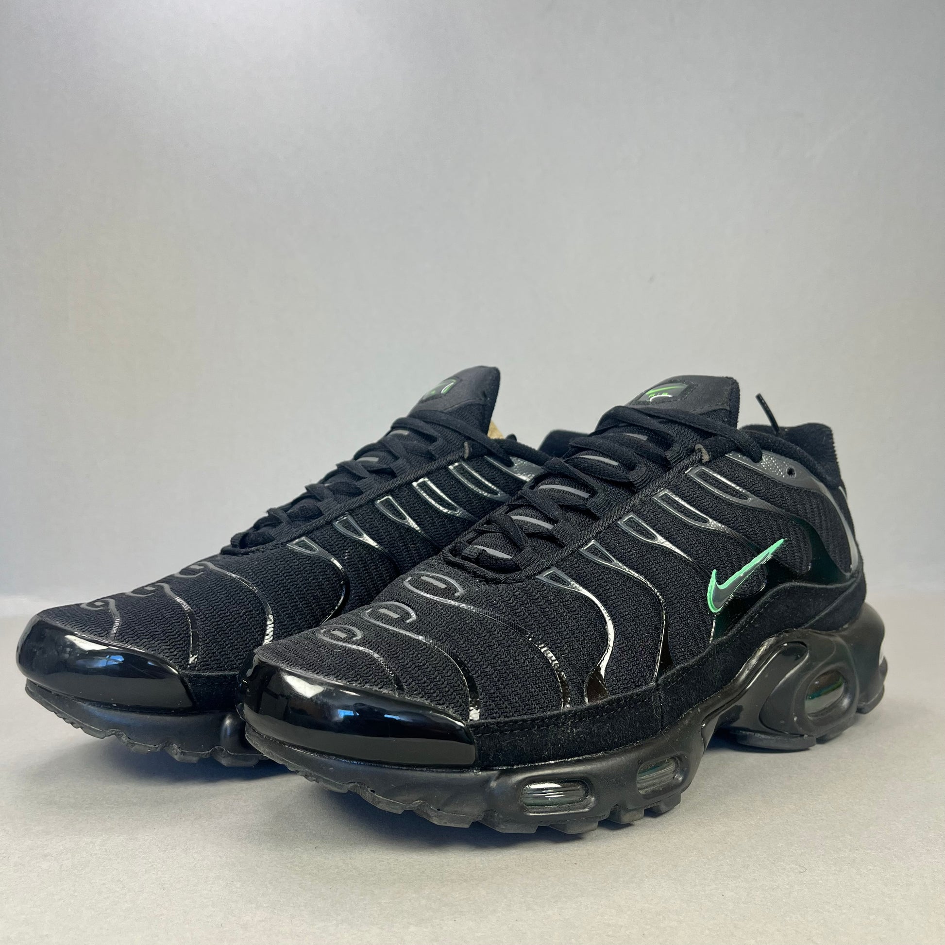 Nike Air Max Plus TN “Black And Green”