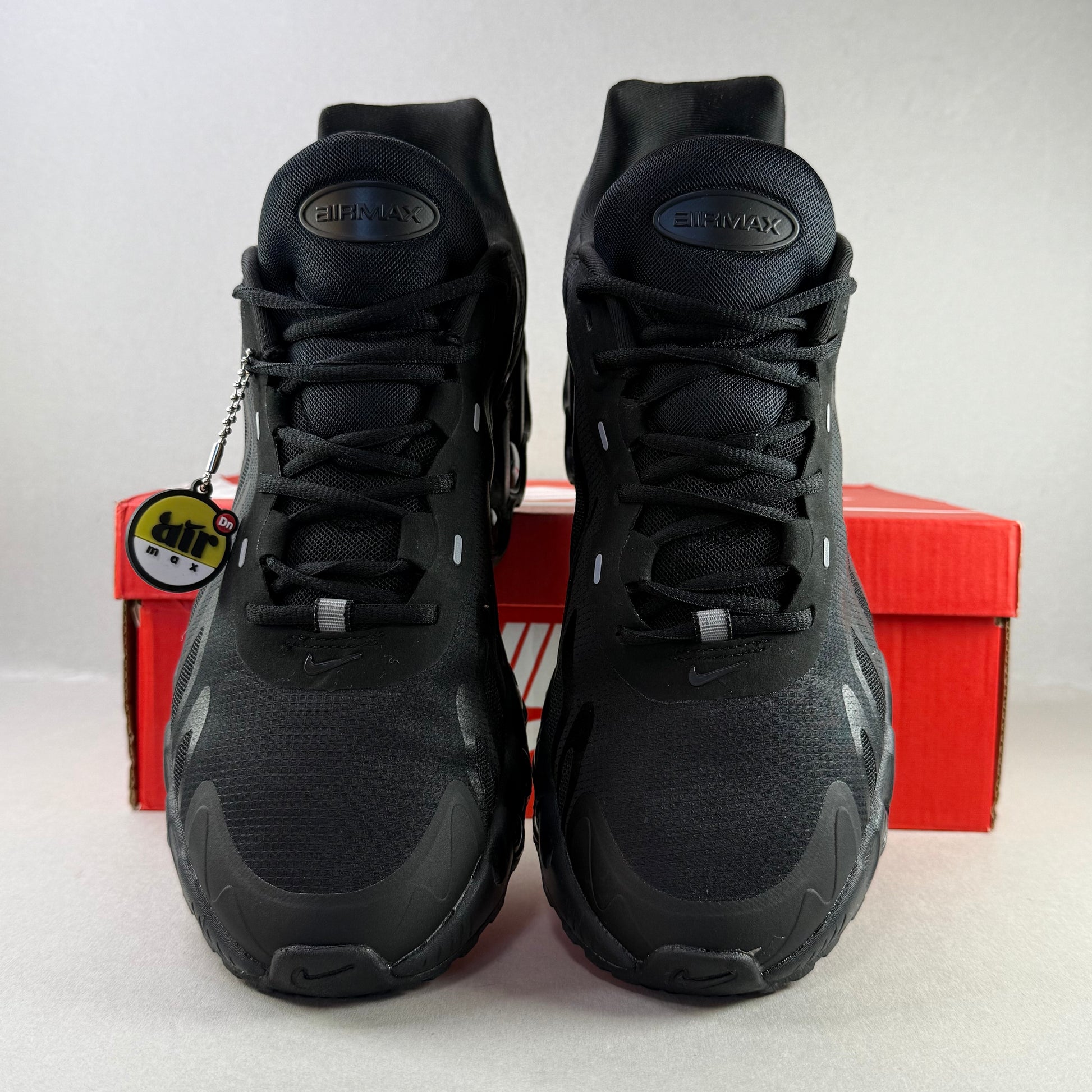 Nike Air Max Dn8 "All Black"