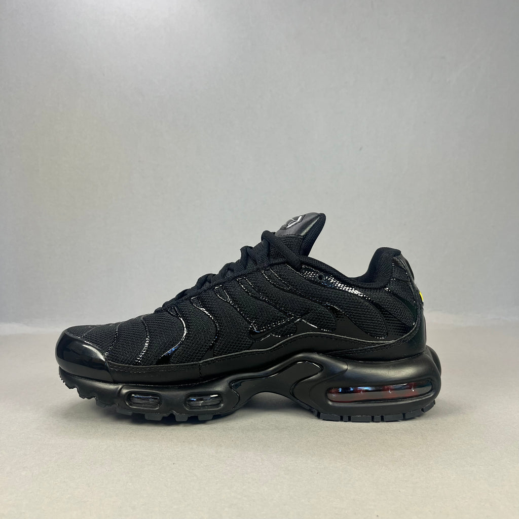 Nike Air Max Plus TN “Triple Black”