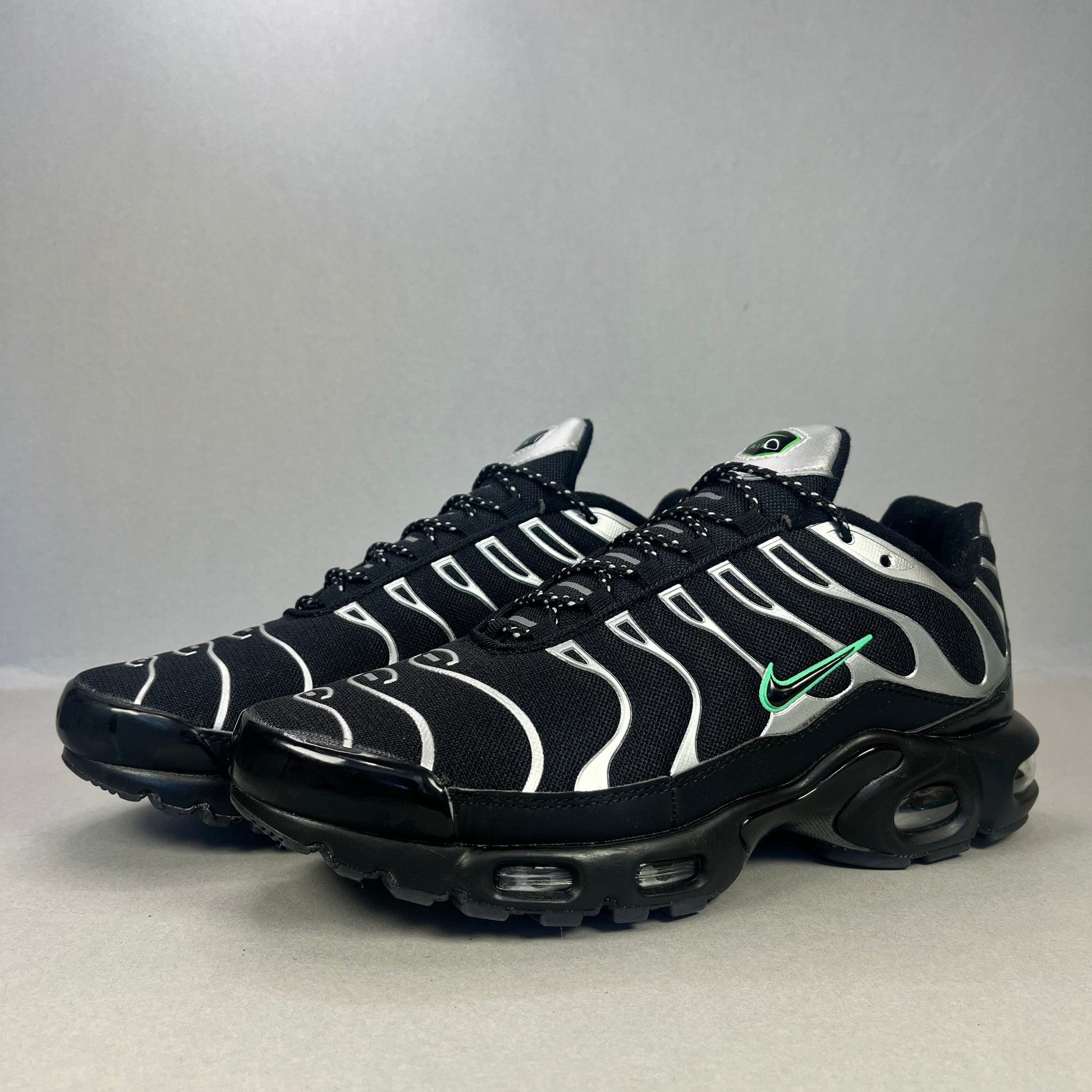 Nike Air Max Plus TN “Black Green Silver Strike”