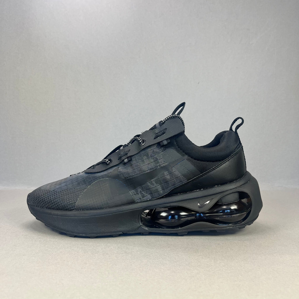 Nike Air Max 2021 “Triple Black”