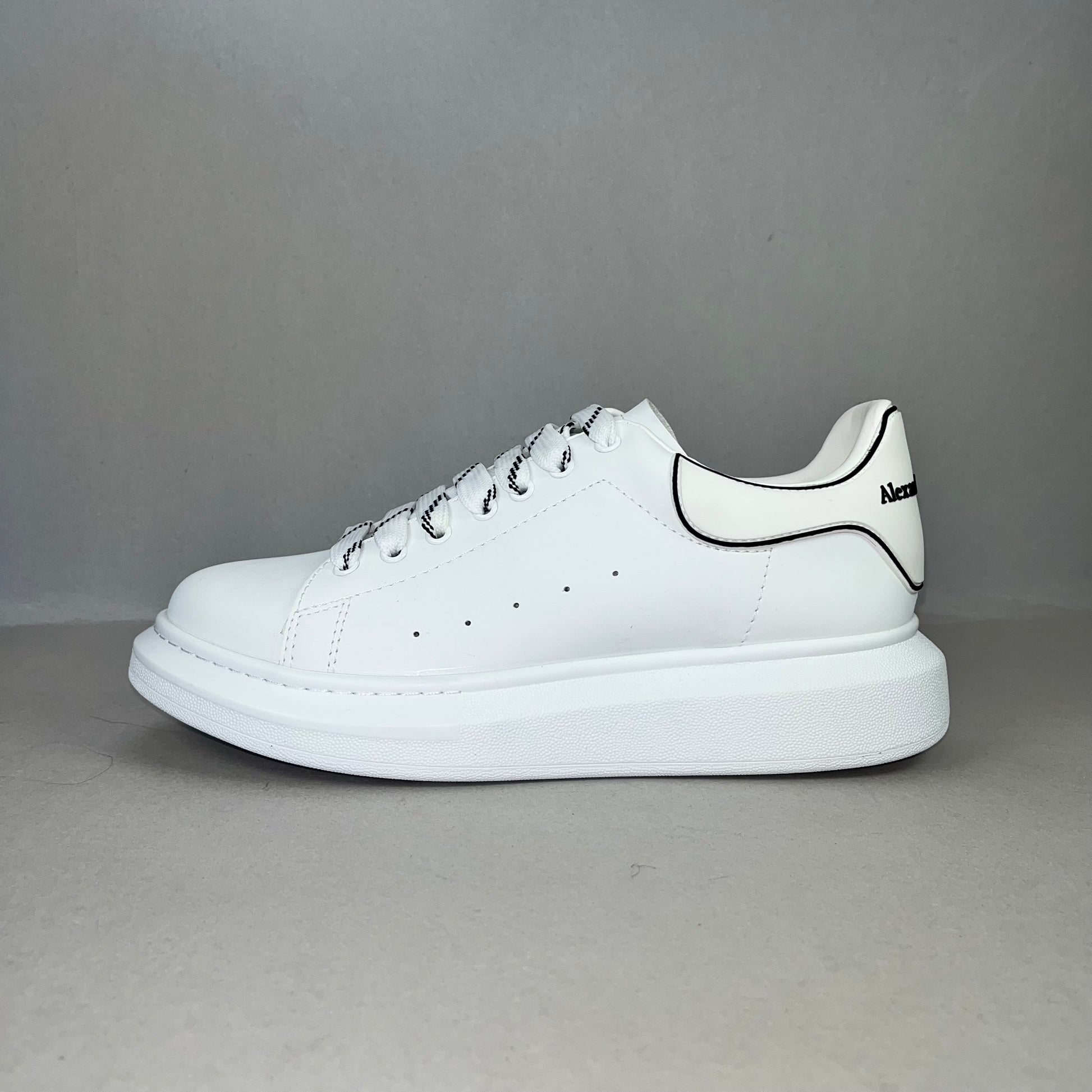 Alexander McQueen Oversized Sneaker “New Tech Calf - White Black”
